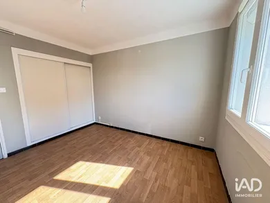 Apartment in SAINT-RAPHAËL (83700)