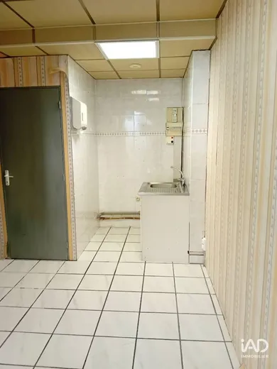 Commercial in PAU (64000)