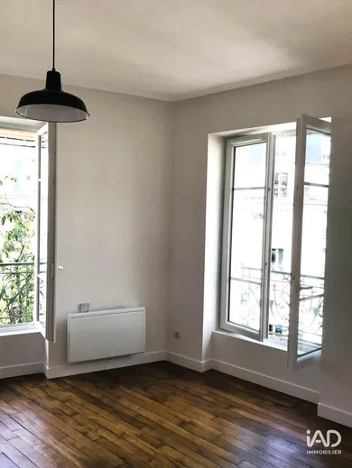 Apartment in PARIS (75018)