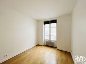 Apartment in PARIS (75017)