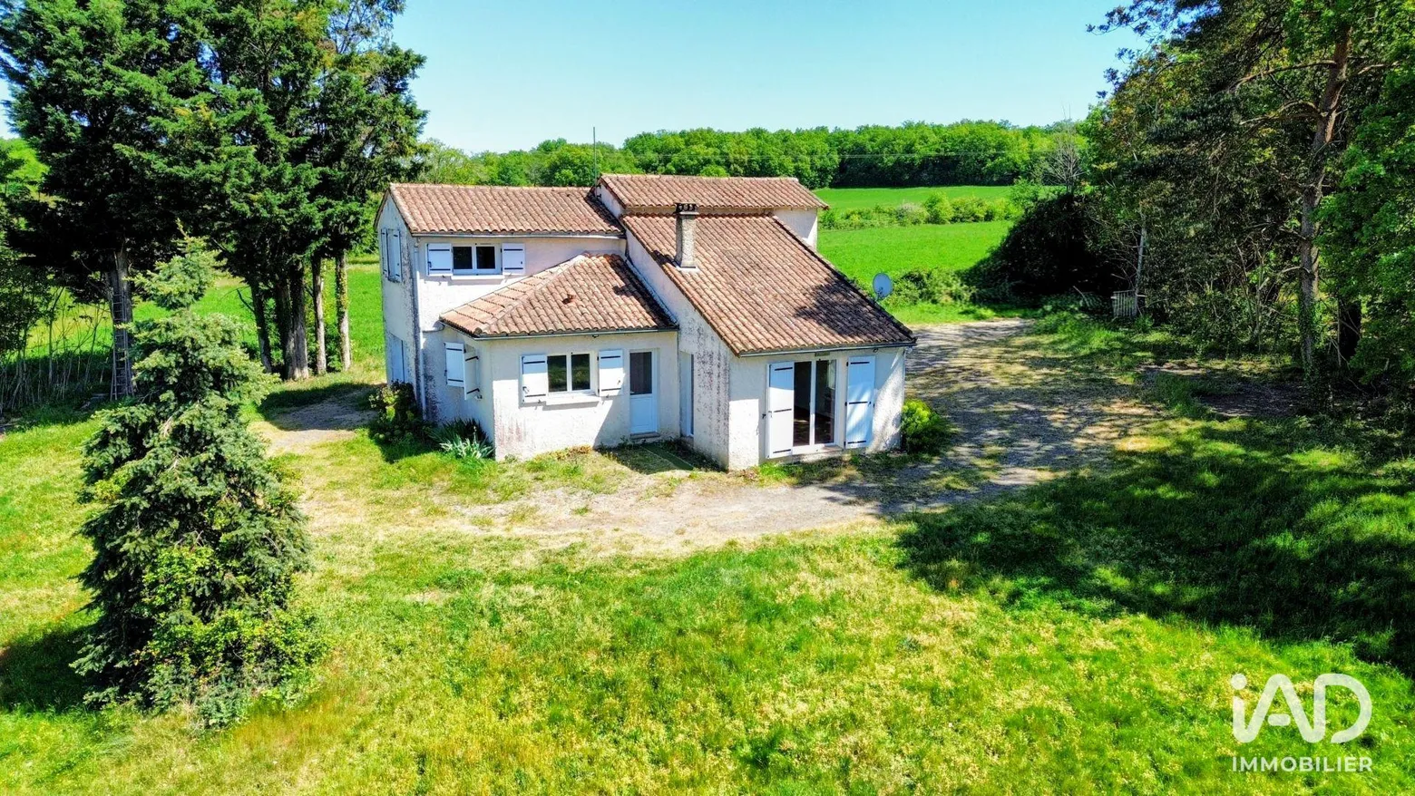 Vente maison à VALDIVIENNE (86300) : maison 4 pièces 107 m² - 2007971 — 2