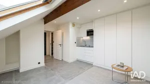 Appartement à CHARENTON-LE-PONT (94220)