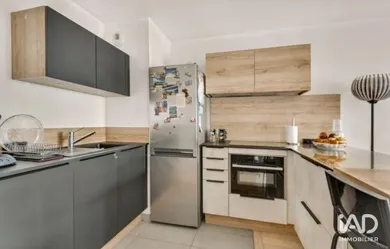 Appartement à LA GARENNE-COLOMBES (92250)