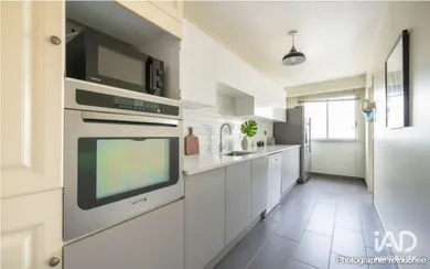 Appartement à COURBEVOIE (92400)