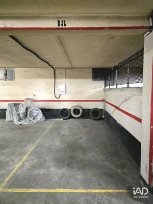 Parking à PARIS (75007)