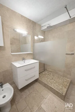 Apartment in TOULON (83100)