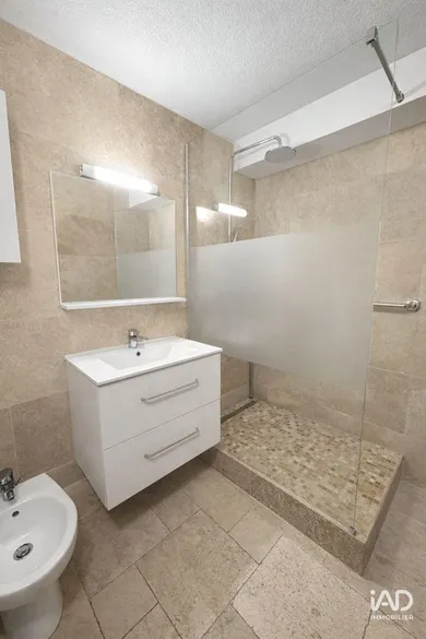 Appartement à TOULON (83100)