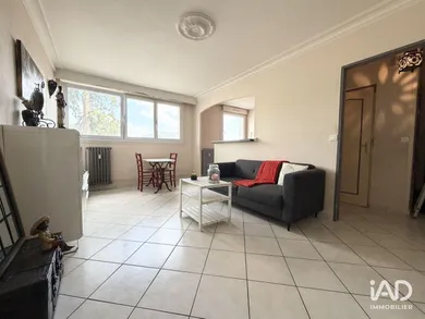 Apartment in NANTES (44100)