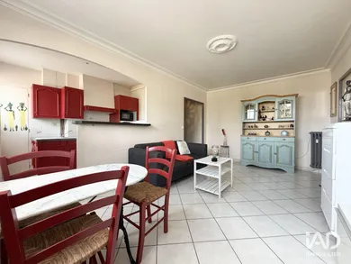 Apartment in NANTES (44100)
