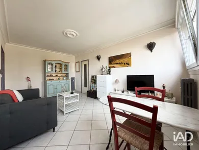 Apartment in NANTES (44100)