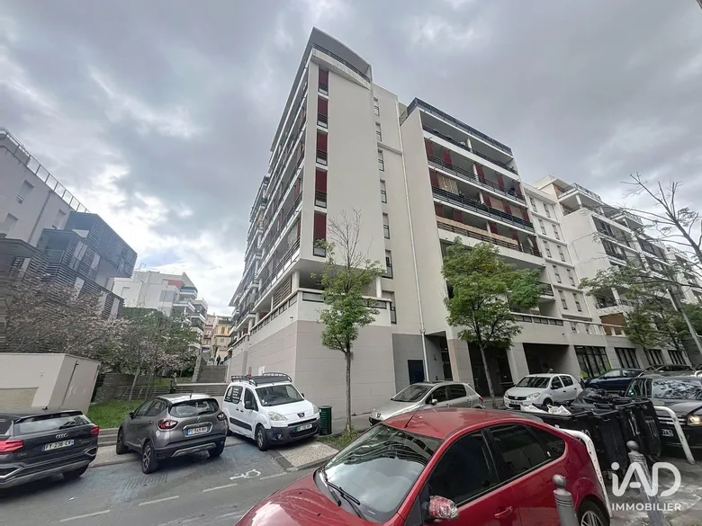 Appartement 3 pièces 61 m² · à Marseille · 61 m² · 115 000 €