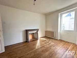 Murs commerciaux à CHÂTEAUNEUF-SUR-SARTHE (49330)