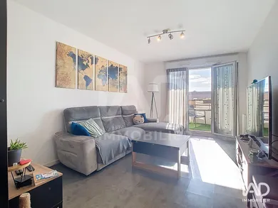 Appartement à DAMMARIE-LES-LYS (77190)