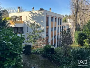 Appartement à SÈVRES (92310)