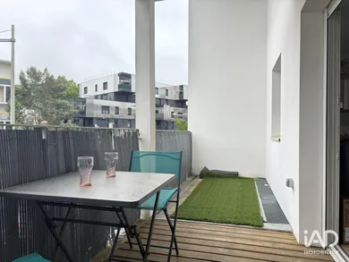 Apartment in NANTES (44300)
