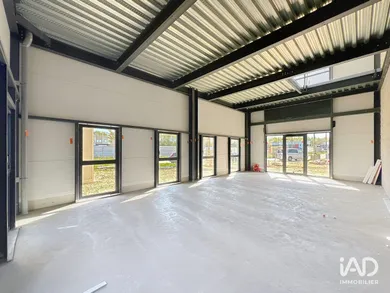 Bureaux à SAINT-PIERRE-DU-PERRAY (91280)