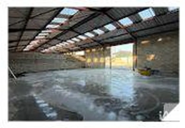 Hangar à PONTPOINT (60700) · 155 m² · 930 €