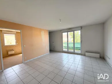 Apartment in MOULINS (03000)
