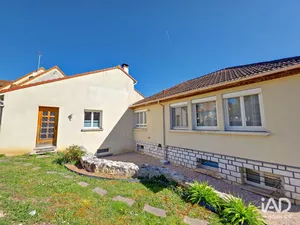 Maison à AULNAY-SUR-MAULDRE (78126)