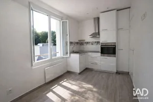 Appartement à VIGNEUX-SUR-SEINE (91270)