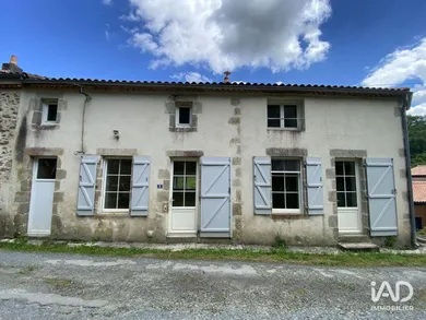 Maison à LES HERBIERS (85500)