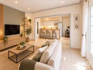 Apartment in PARIS (75018)