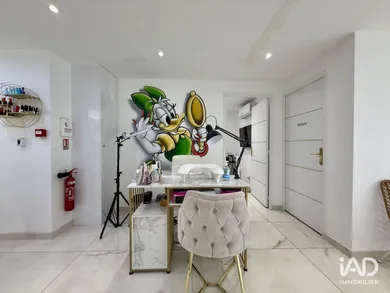 Boutique/Local commercial à VAUJOURS (93410)