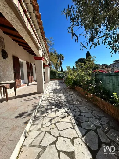House in LA LONDE-LES-MAURES (83250)