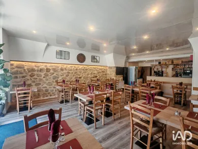 Restaurant in LARGENTIÈRE (07110)