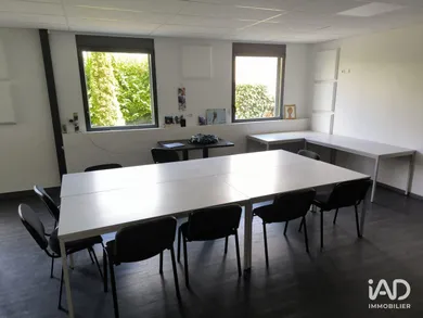 Office in DÉCINES-CHARPIEU (69150)