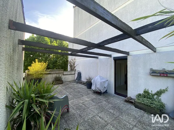 Appartement à LOGNES (77185) photo 2