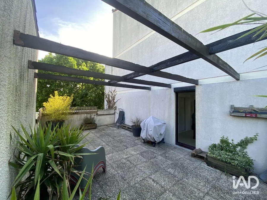 Appartement à LOGNES (77185) photo 3