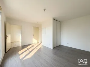 Apartment in LIEUSAINT (77127)