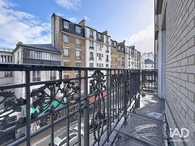 Appartement à PARIS (75011)