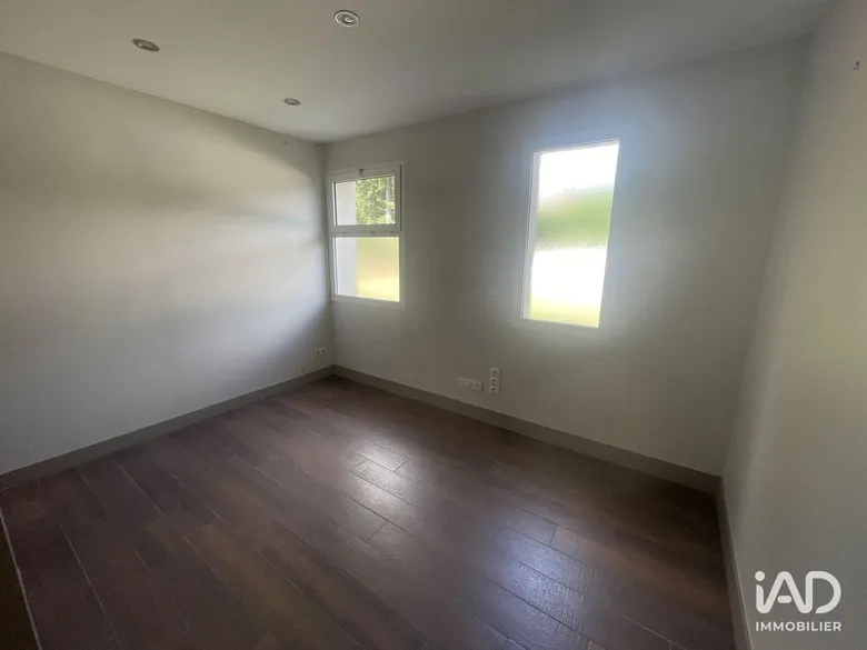 Local commercial 60 m² · à Belin-Béliet · 60 m² · 520 €/mois