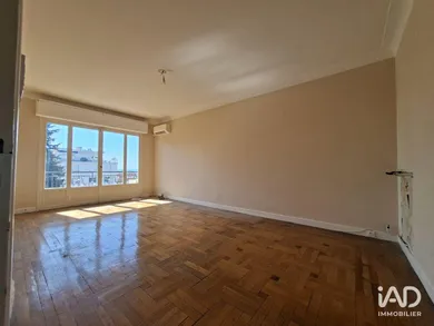 Apartment in NICE (06200)
