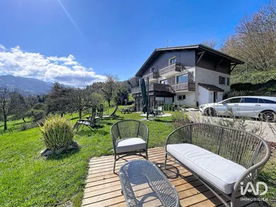 House in SEVRIER (74320)