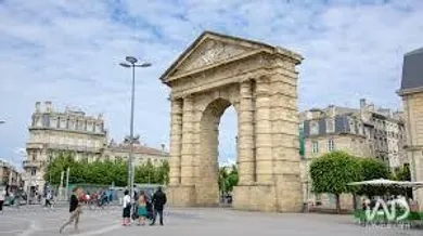 Commercial in BORDEAUX (33000)