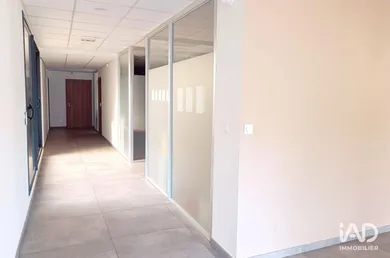 Office in FRANCHEVILLE (69340)