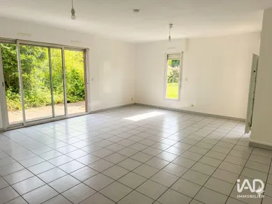 Maison à BESSINES (79000)