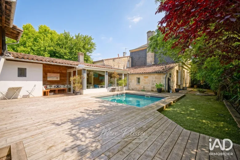 Maison 7 pièces 273 m² · à Margaux · 273 m² · 399 000 €