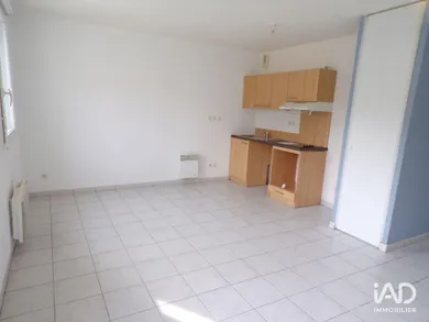 Appartement à AMIENS (80000)