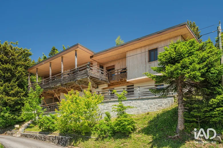 Maison 5 pièces 158 m² · à Chamrousse · 158 m² · 725 000 €