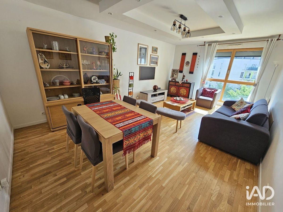 Appartement 4 pièces de 90 m² à ASNIÈRES-SUR-SEINE (92600)