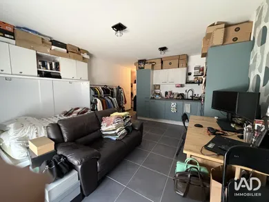 Studio à ROISSY-EN-BRIE (77680)