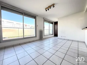 Appartement à BORDEAUX (33300)
