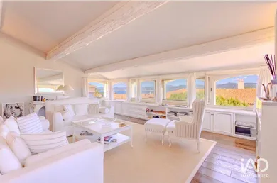 Appartement à SAINT-TROPEZ (83990)