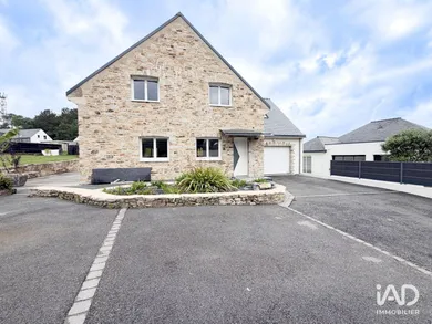 House in MONTERBLANC (56250)