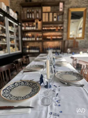 Restaurant in COURTHÉZON (84350)