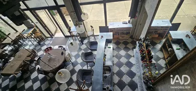 Restaurant à COURTHÉZON (84350)